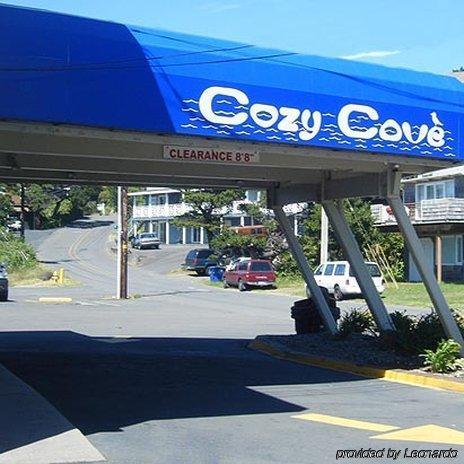 Cozy Cove Beachfront Resort Inn ลินคอล์น ซิตี้ ภายนอก รูปภาพ